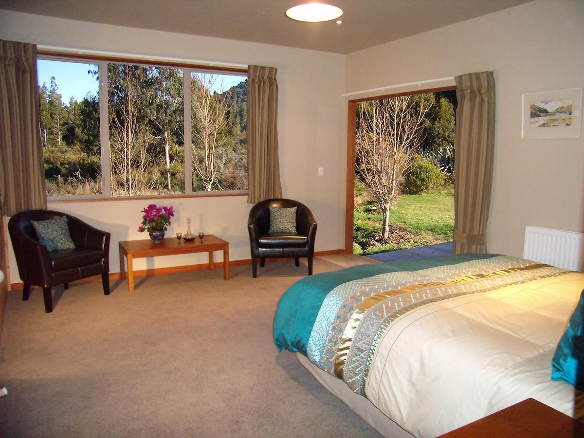 Paramata Lodge Kakapotahi Номер фото